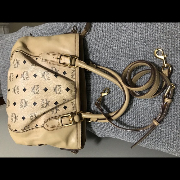 MCM bag🌹 - Picture 9 of 15